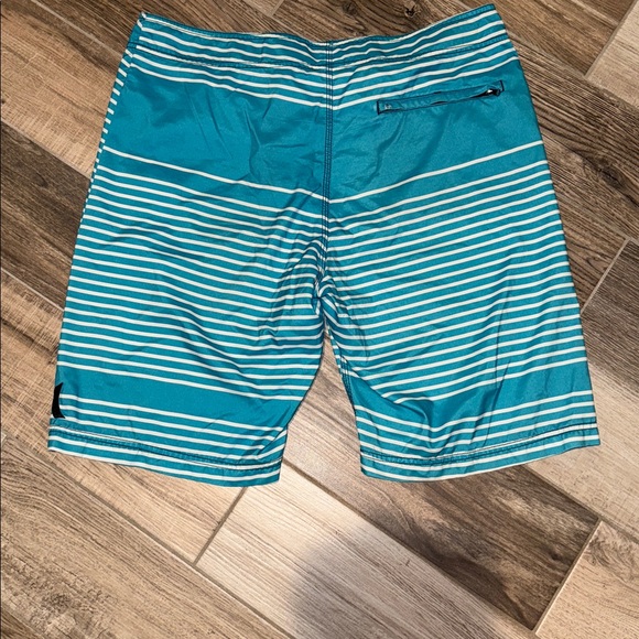 Hurley Black and Blue Board Shorts Sz L - Picture 3 of 4